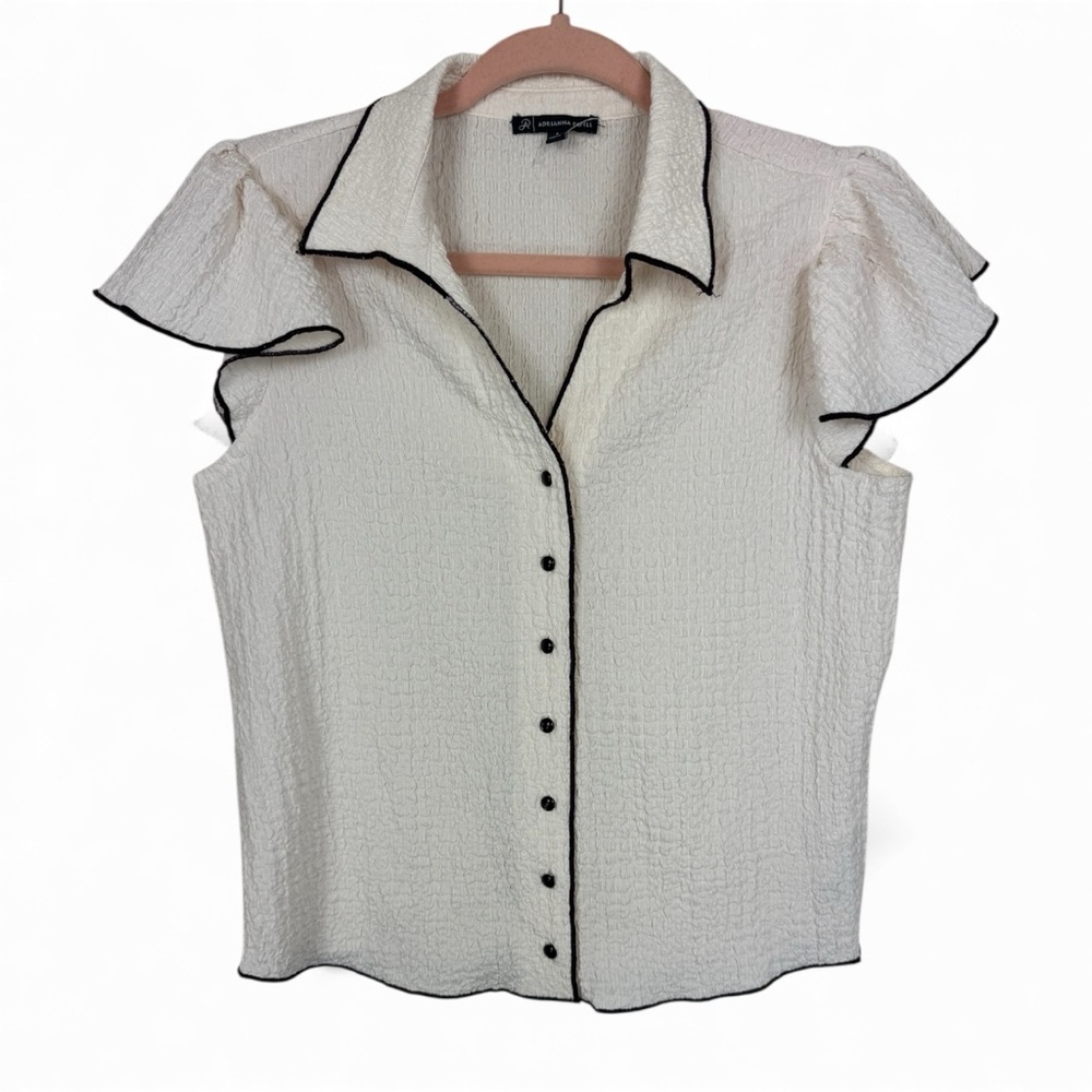 🥑5/$25 Adrianna Papell Ivory Black button down textured ruffle sleeve blouse S
